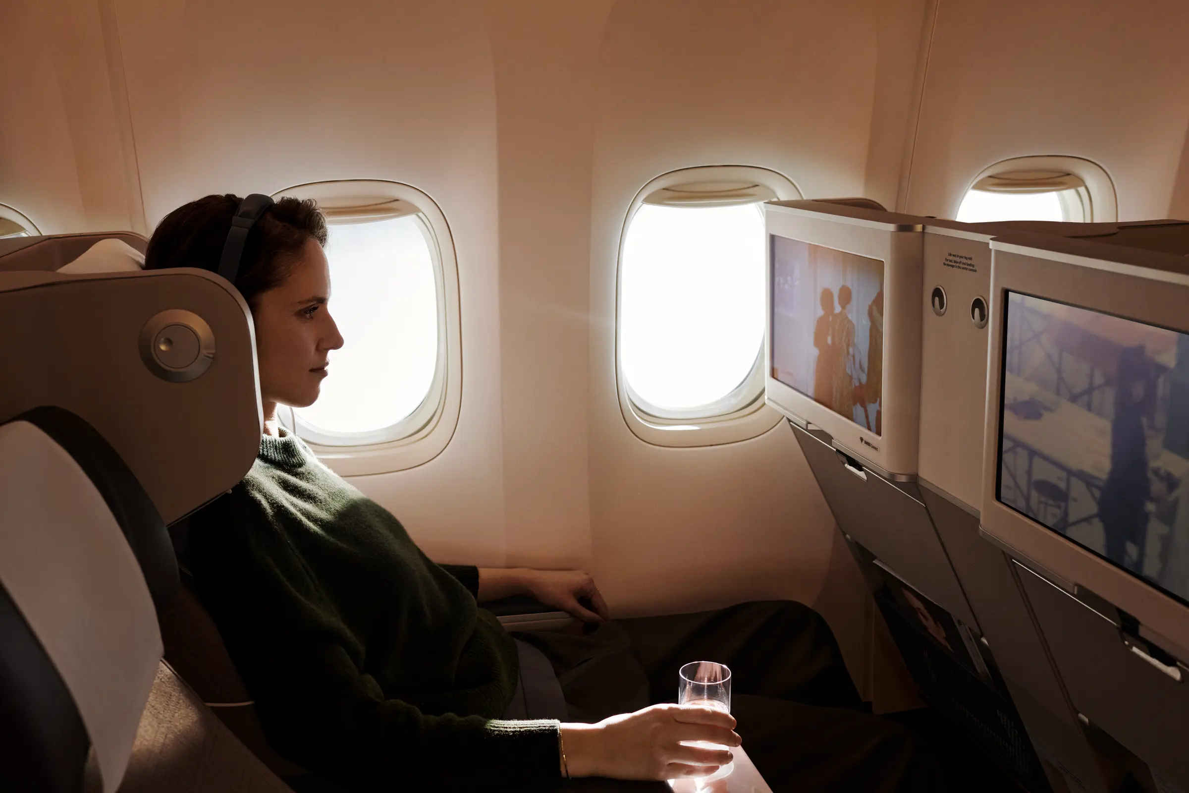 「DESTINATION TOKYO/東京行き」V.A./swiss air Flight to Tokyo (TYO) ✈️ | SWISS