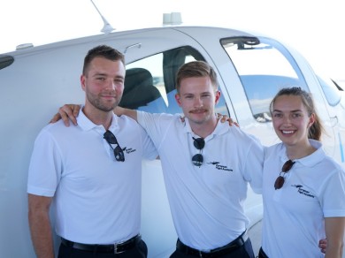 The prospective SWISS pilots Dusan Vlatkovic, Marvin Meier and Sarah Morgenthaler. 