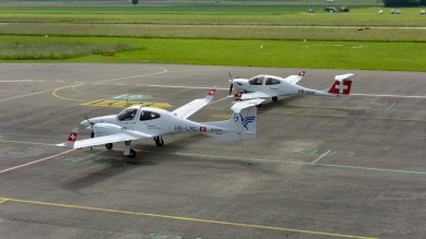 The European Flight Academy (EFA) primarily uses Diamond DA42-VI aircraft for basic training.