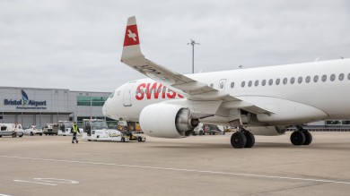 Flugzeug beim Bristol Airport