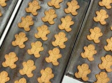 Speculoos fresh from the oven.