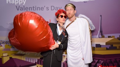Cupid with people in the SWISS Photobooth