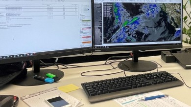 Our Mission Support Experts follow the flights virtually from the Operations Control Center at Zurich Airport