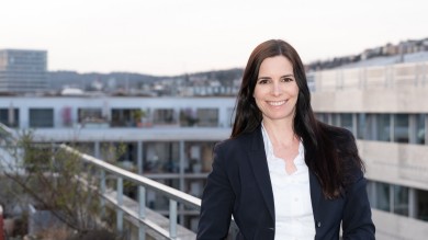Melanie Heiniger, Head of Corporate Responsibility bei SWISS erklärt, warum Fortschritt nur gemeinsam möglich ist.  