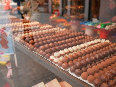feinste Pralinés,...