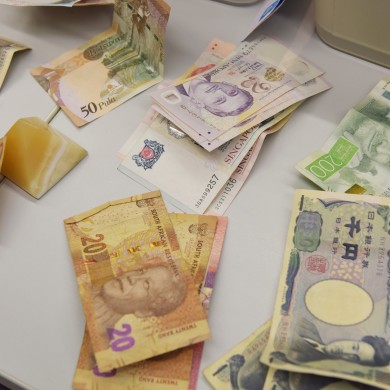 Bank notes with different currencies