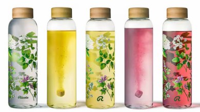Whether at home or on the go: The small cubes provide variety when drinking water