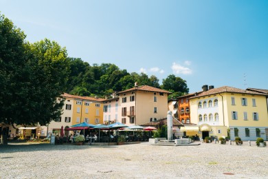Ufer-Rundweg um den Monte Caslano 2 (Ticino Turismo).jpg