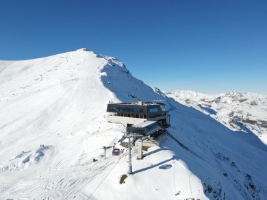 Modern Alpine cuisine at 2,700 metres: "Espace Weisshorn".