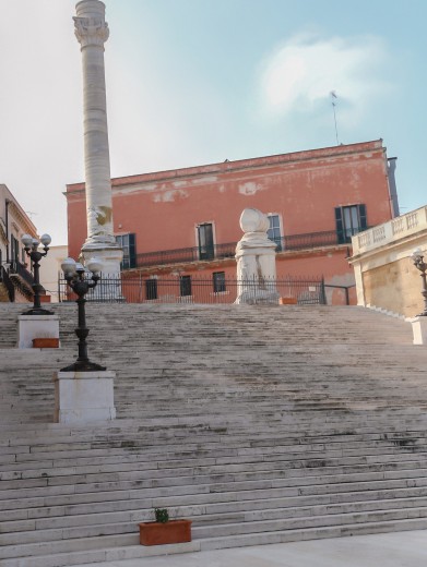 Colonna Romana und Treppe _116.jpeg
