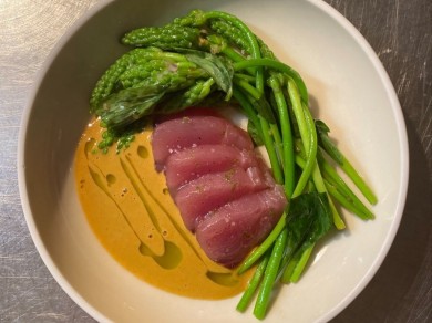 Bonito-crab-wild asparagus VIVANTS.JPG