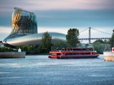 Cite du Vin et Sicambre_alban gilbert.jpg