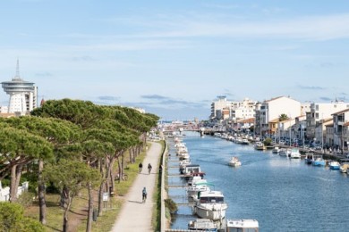 Palavas-les-Flots: Authentic village and natural environment
