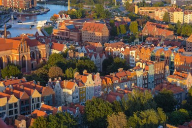 Gdansk_Photo by Eduardo Casajús Gorostiaga on Unsplash.jpg