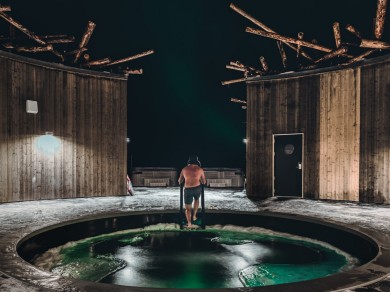 arctic-bath-coldbath-photo-daniel-holmgren.jpg