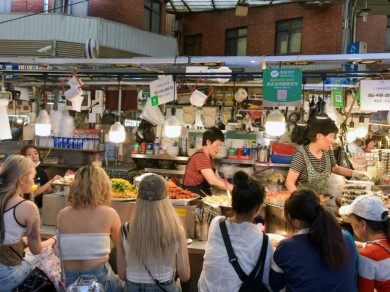 Gwangjang Market is a popular destination for locals and tourists who want to experience authentic Korean cuisine.