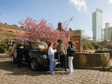 Manchester Taxi Tours - Credit Marketing Manchester and Ellis Mead.jpg