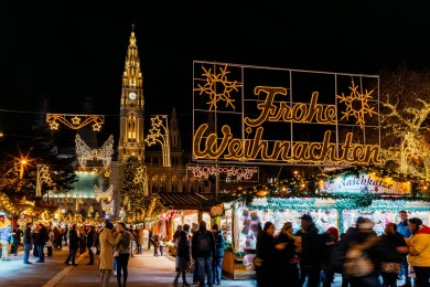 Der Weihnachtsmarkt am Rathausplatz