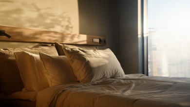 Bright, welcoming and thoughtfully designed, the rooms at Season Hotel reflect the peaceful island atmosphere just minutes from Stockholm.
