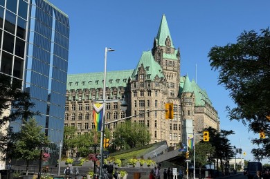 Ottawa impresses with (among other things) many impressive buildings.